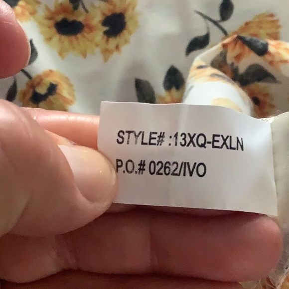 Truseles short sleeve Sunflower twisted top size Med beige yellow green black - Picture 8 of 9